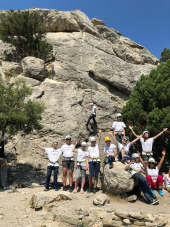 Дети-инвалиды из Подмосковья покорили горные вершины Крыма
